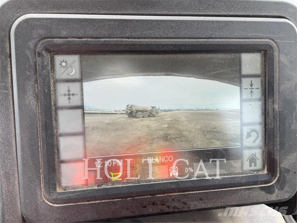 CAT 745-04 Caminhões articulados