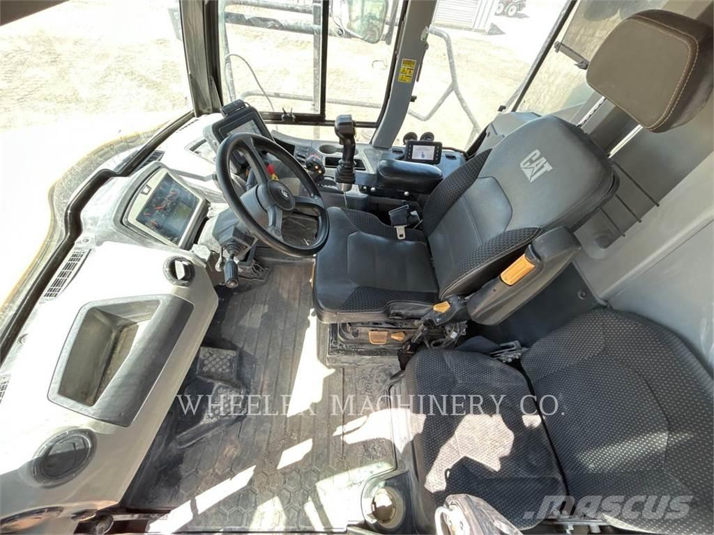 CAT 745 TG Caminhões articulados