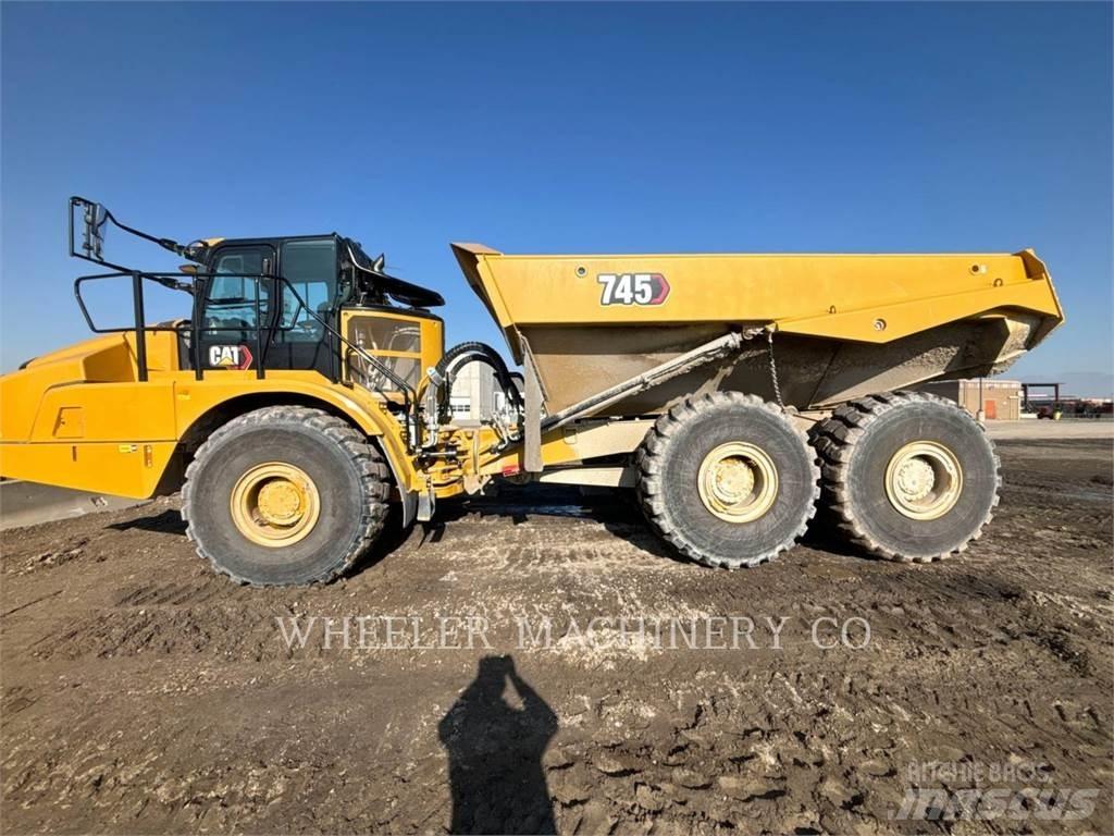 CAT 745 TG Caminhões articulados