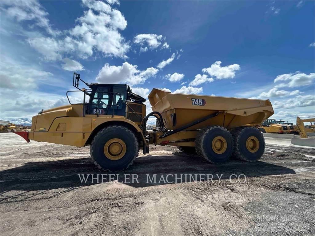 CAT 745 TG Caminhões articulados