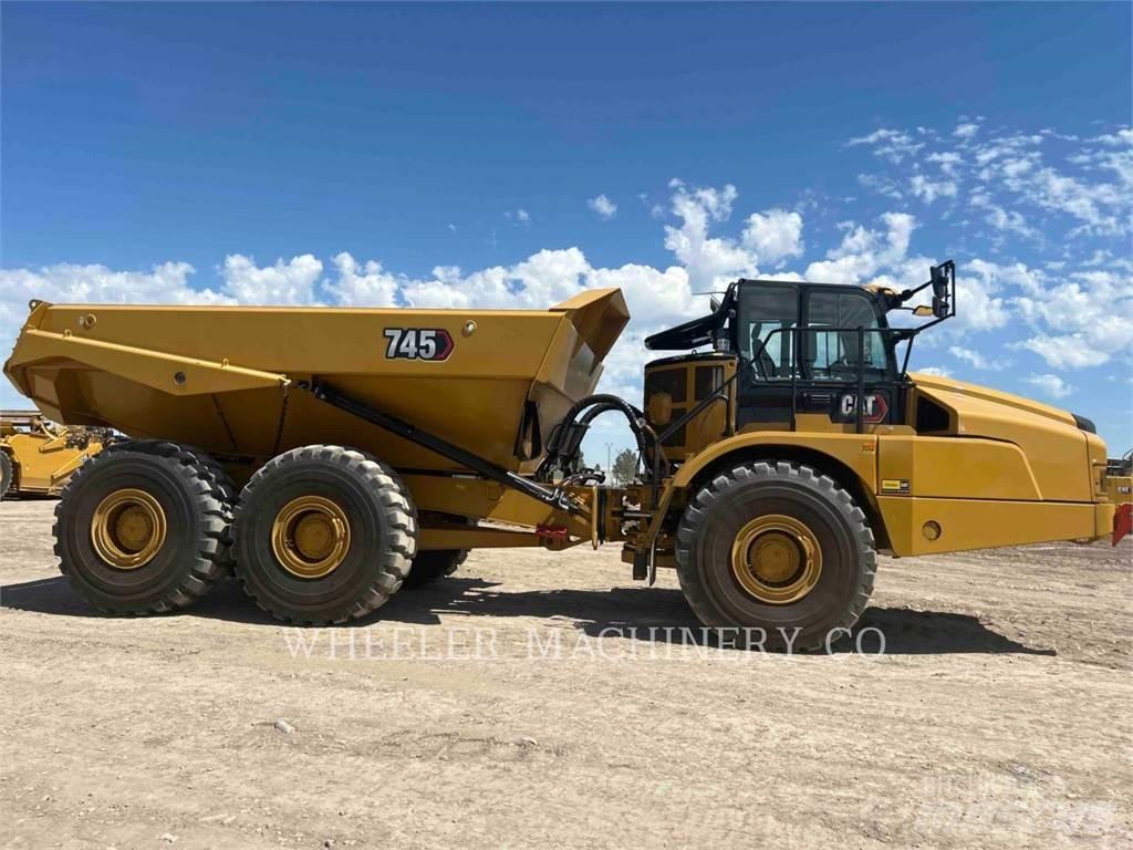 CAT 745 TG Caminhões articulados