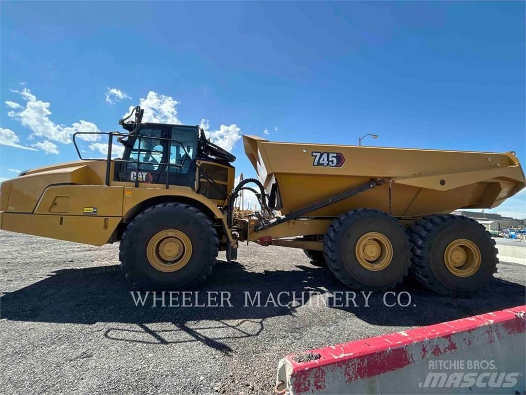 CAT 745 TG Caminhões articulados