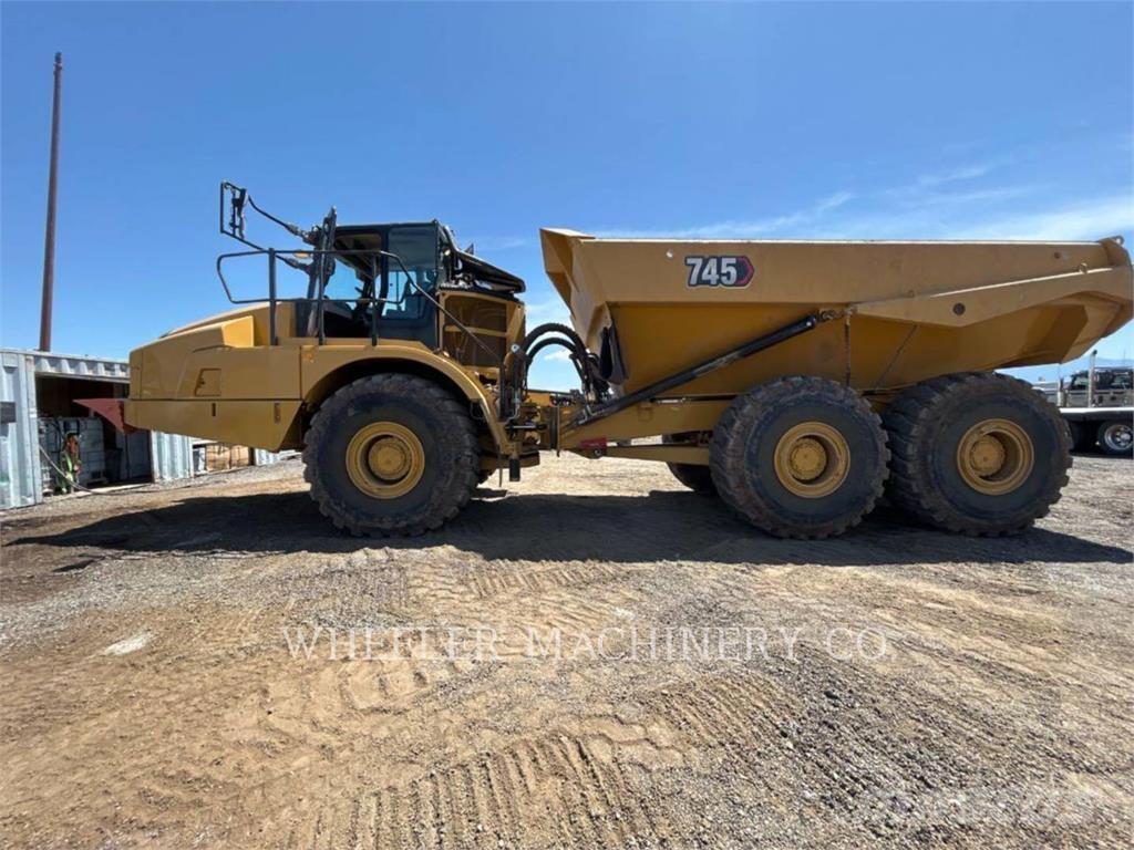 CAT 745 TG Caminhões articulados
