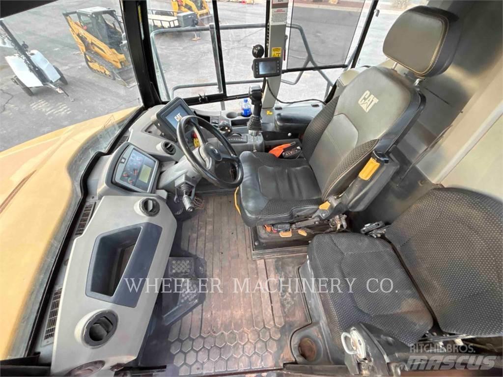 CAT 745 W/PAN Caminhões articulados