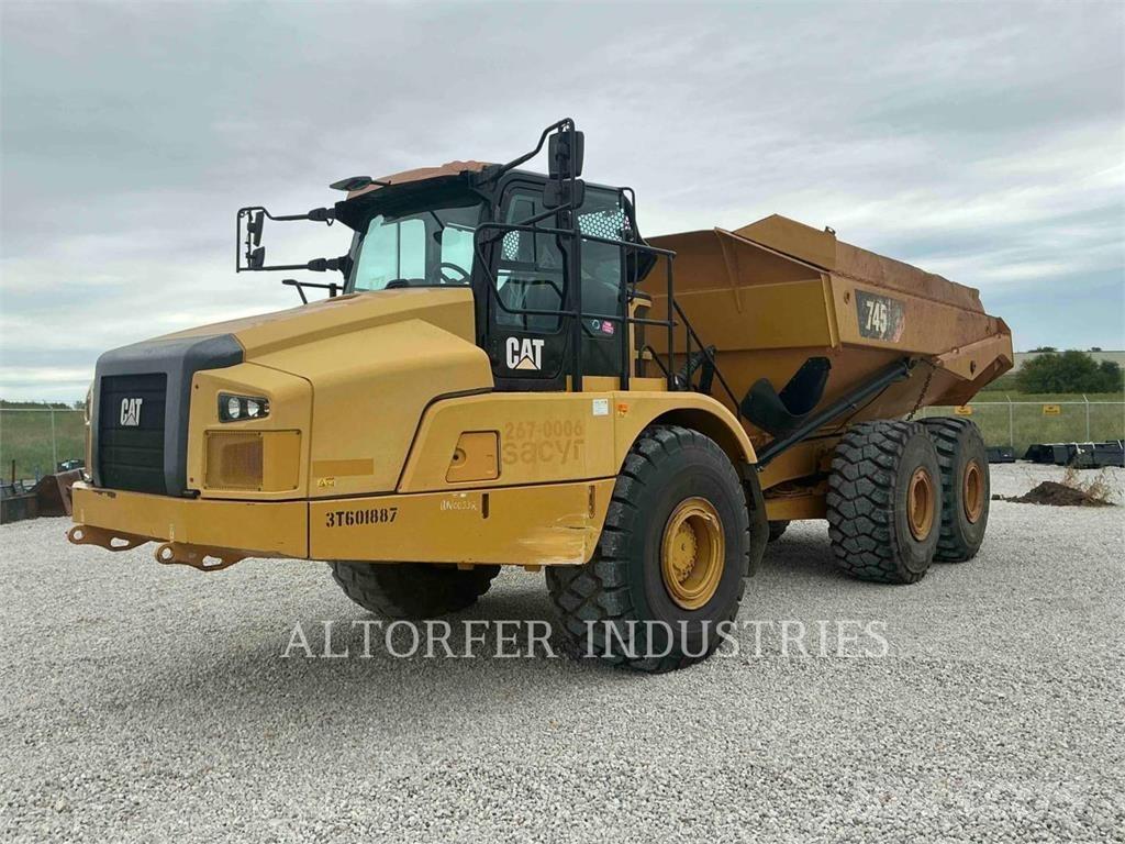 CAT 74504 Caminhões articulados