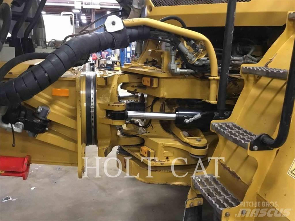 CAT 74504 Caminhões articulados