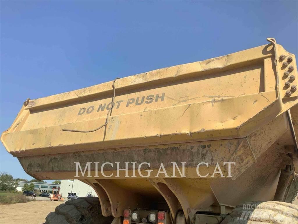 CAT 745C Caminhões articulados