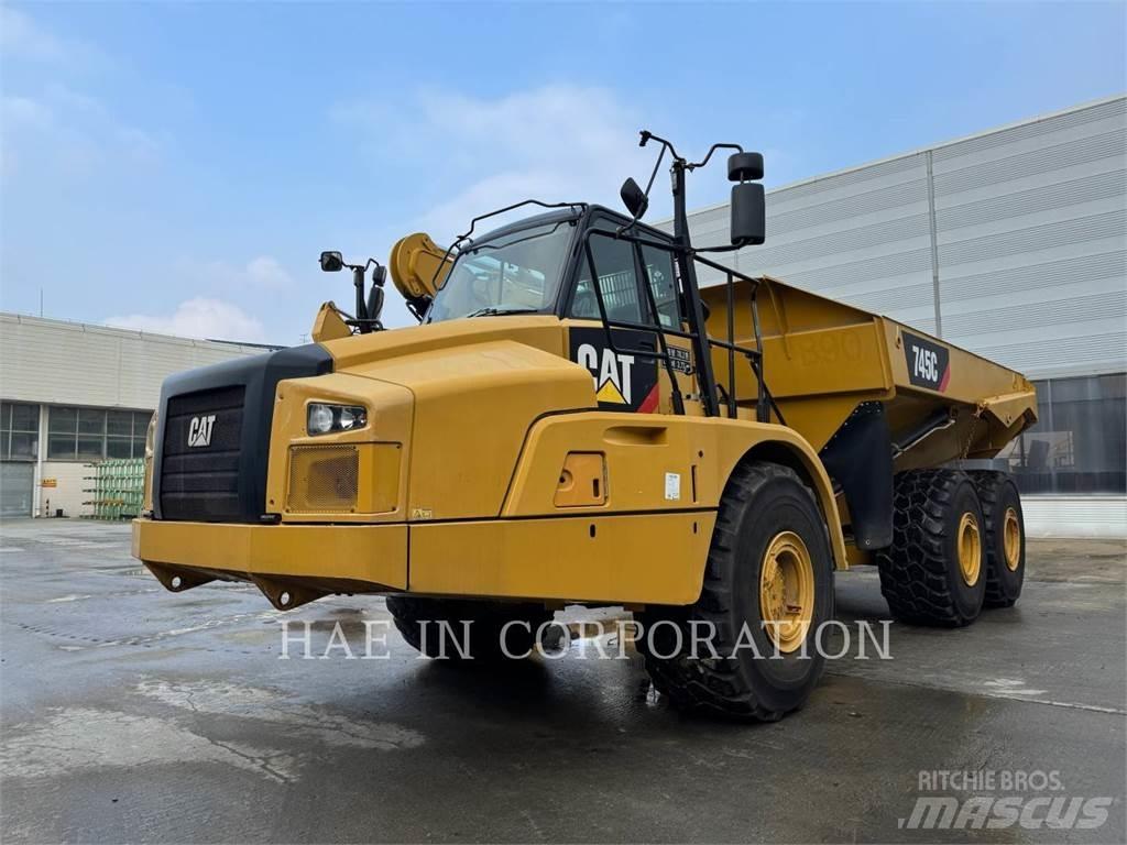 CAT 745C Caminhões articulados