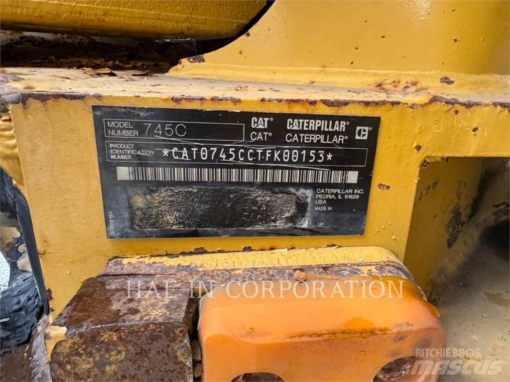 CAT 745C Caminhões articulados