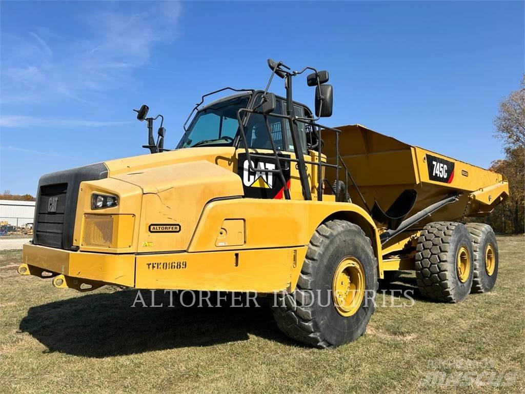 CAT 745C Caminhões articulados