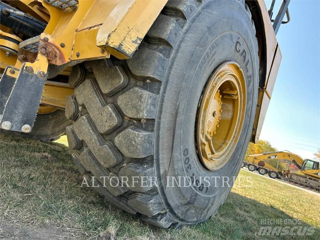 CAT 745C Caminhões articulados