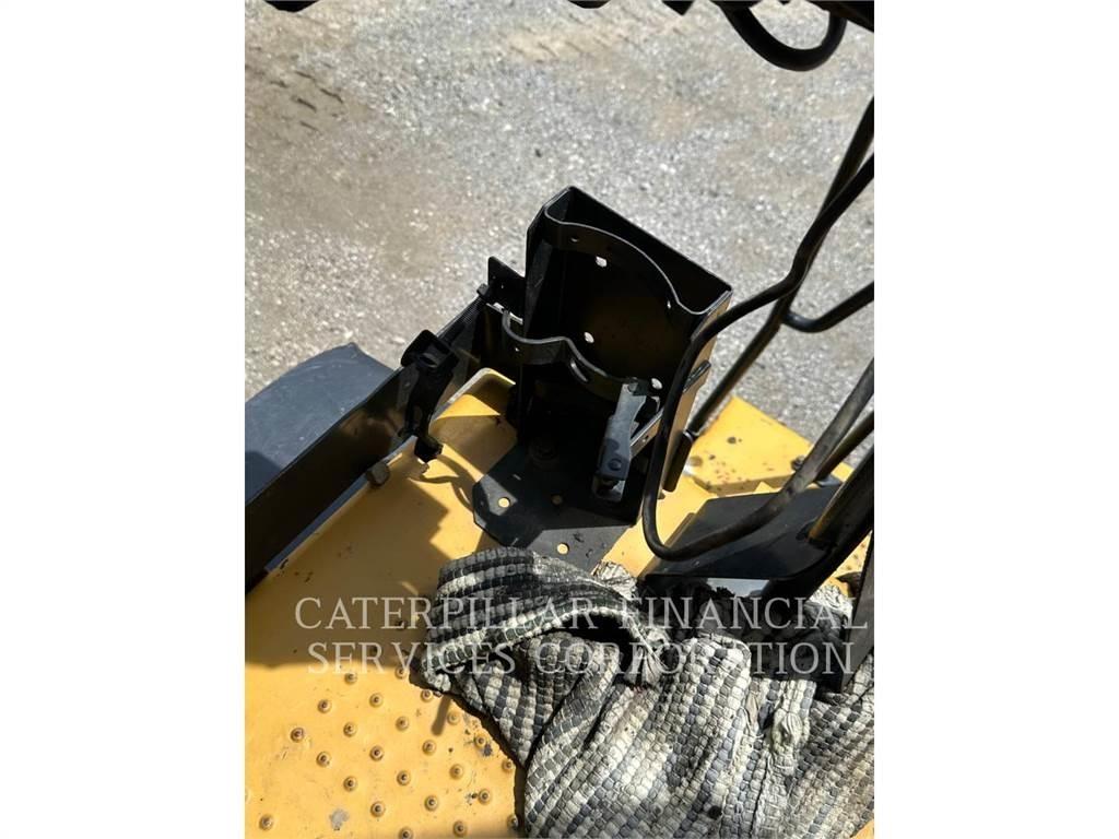 CAT 772G Caminhões articulados