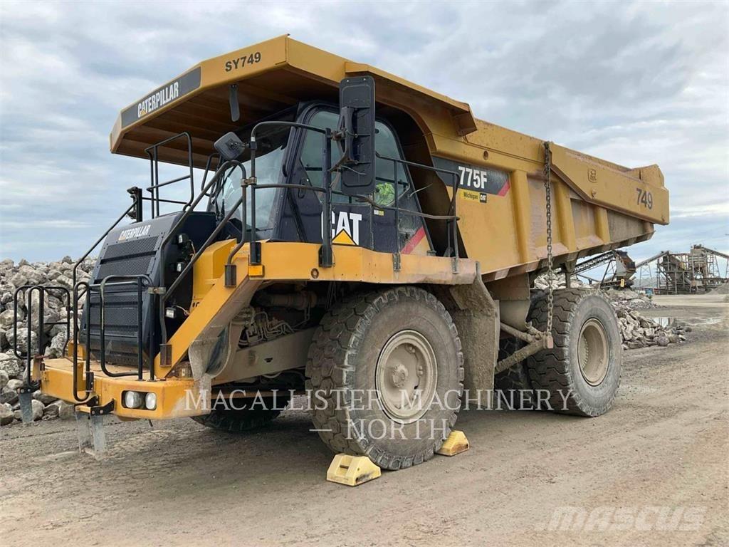 CAT 775F Caminhões articulados