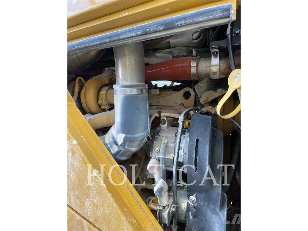 CAT 815 Compactadores para terra