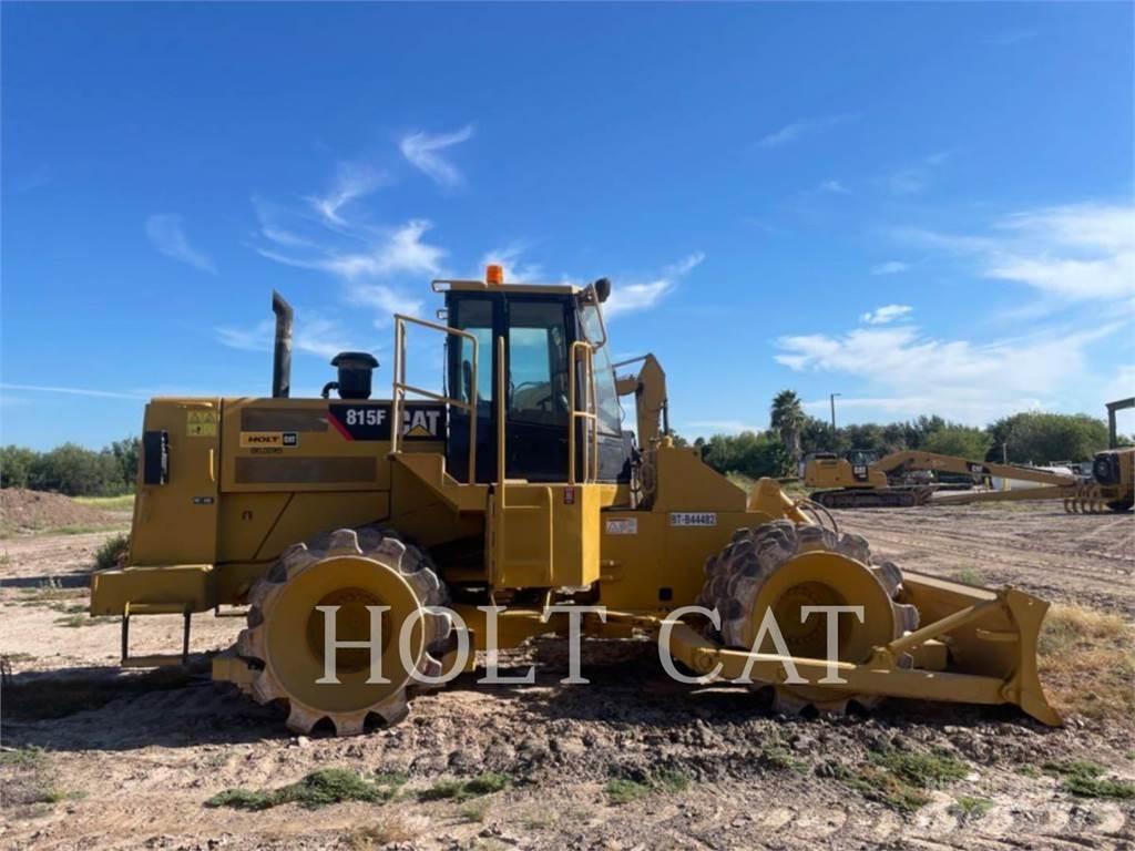 CAT 815F Compactadores para terra