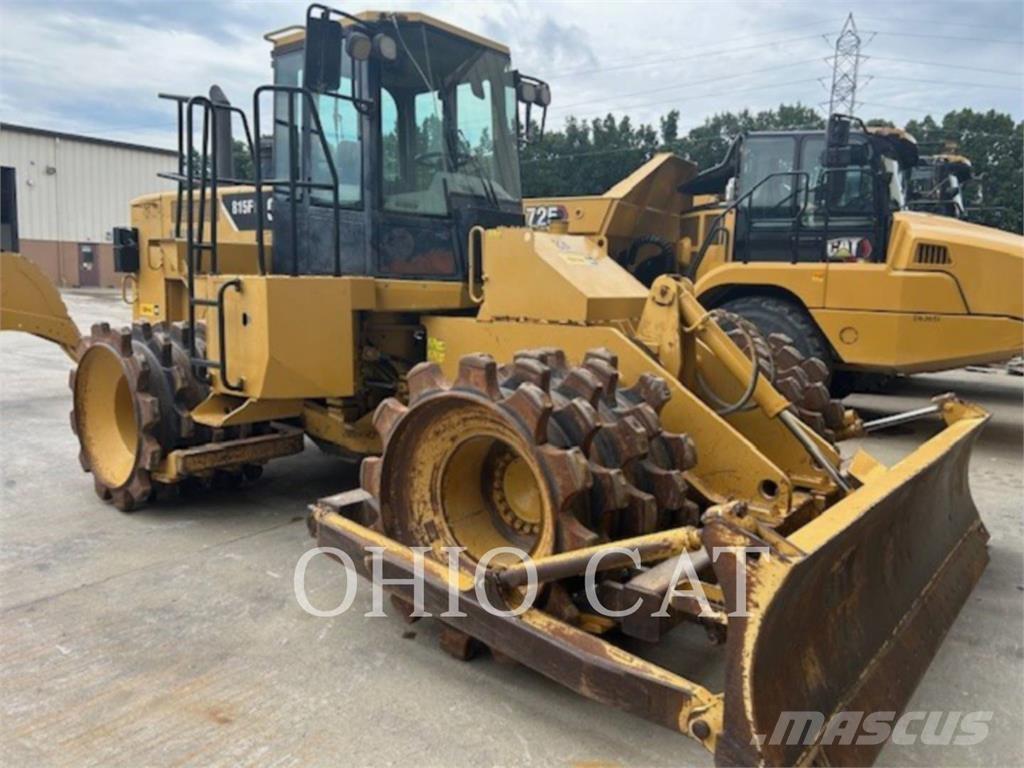 CAT 815F2 Dozers Tratores rodas