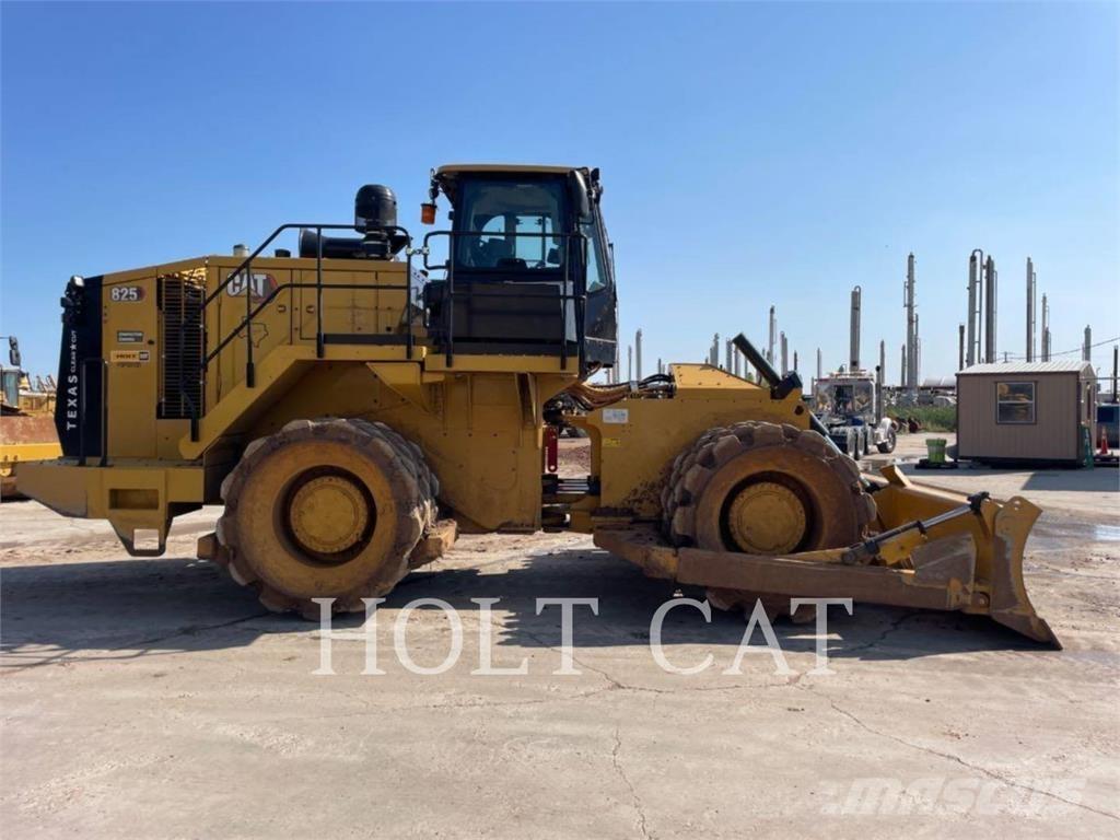 CAT 825 Compactadores para terra