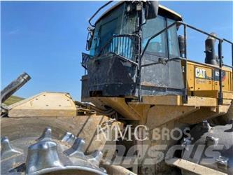 CAT 826K Compactadores para terra