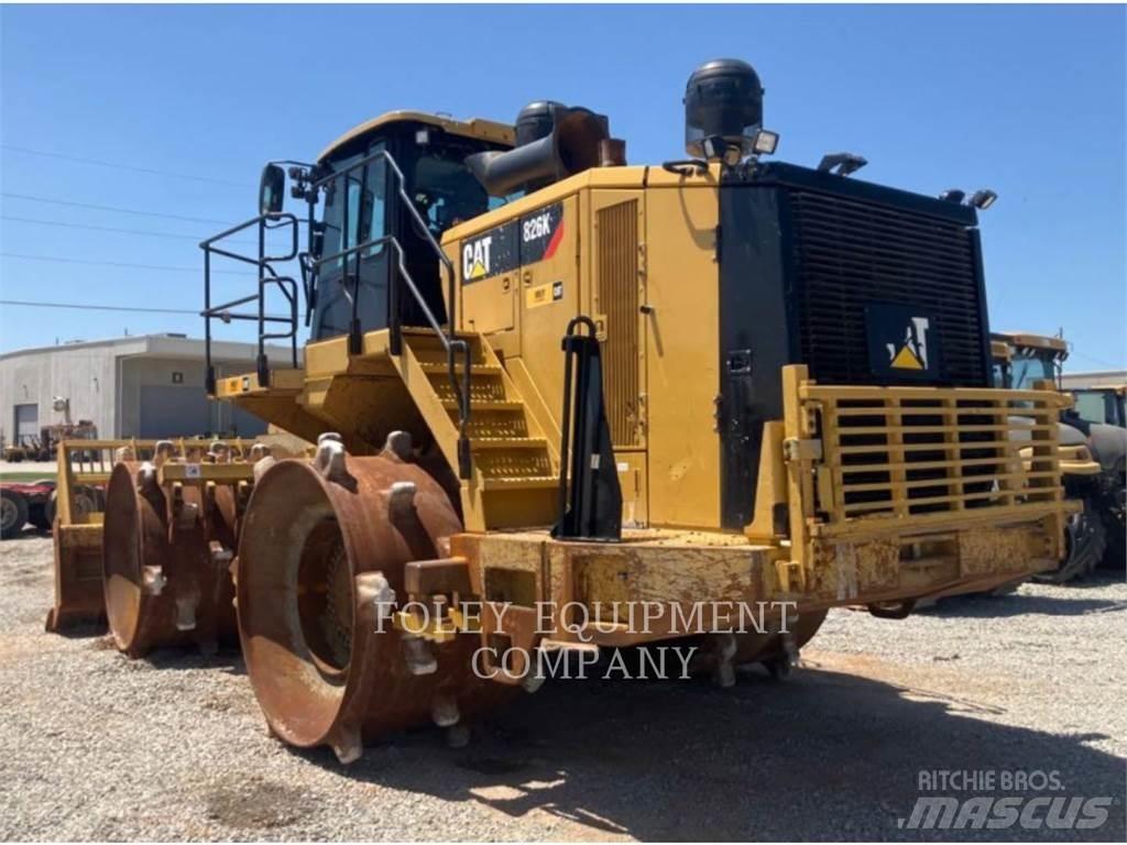 CAT 826K Compactadores para terra