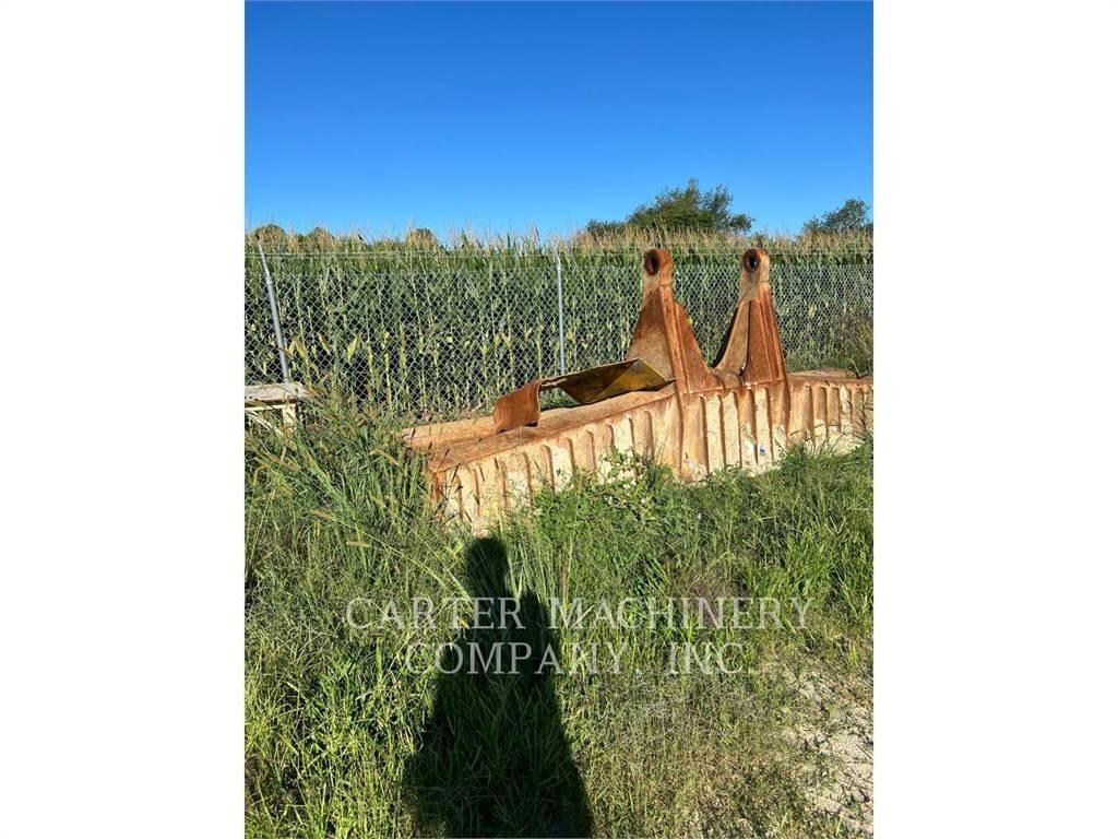 CAT 826K Compactadores para terra