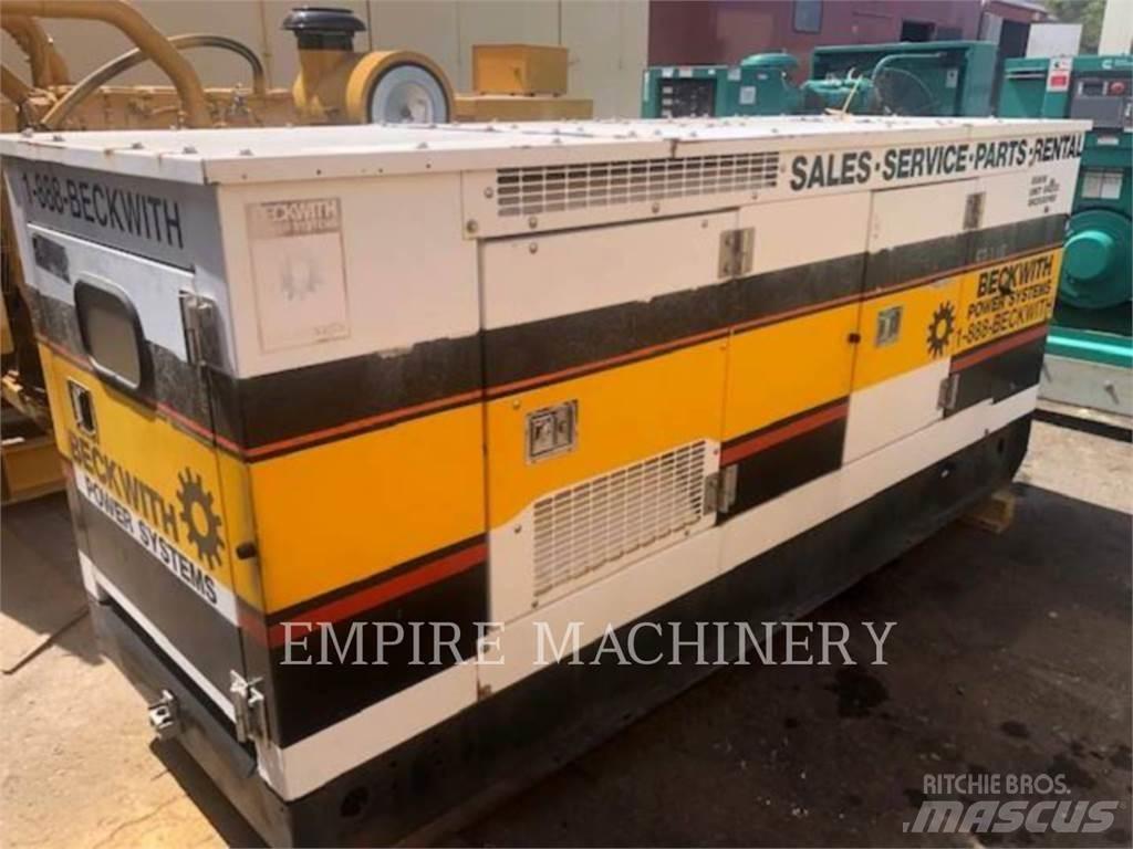 CAT 88KW Geradores Diesel