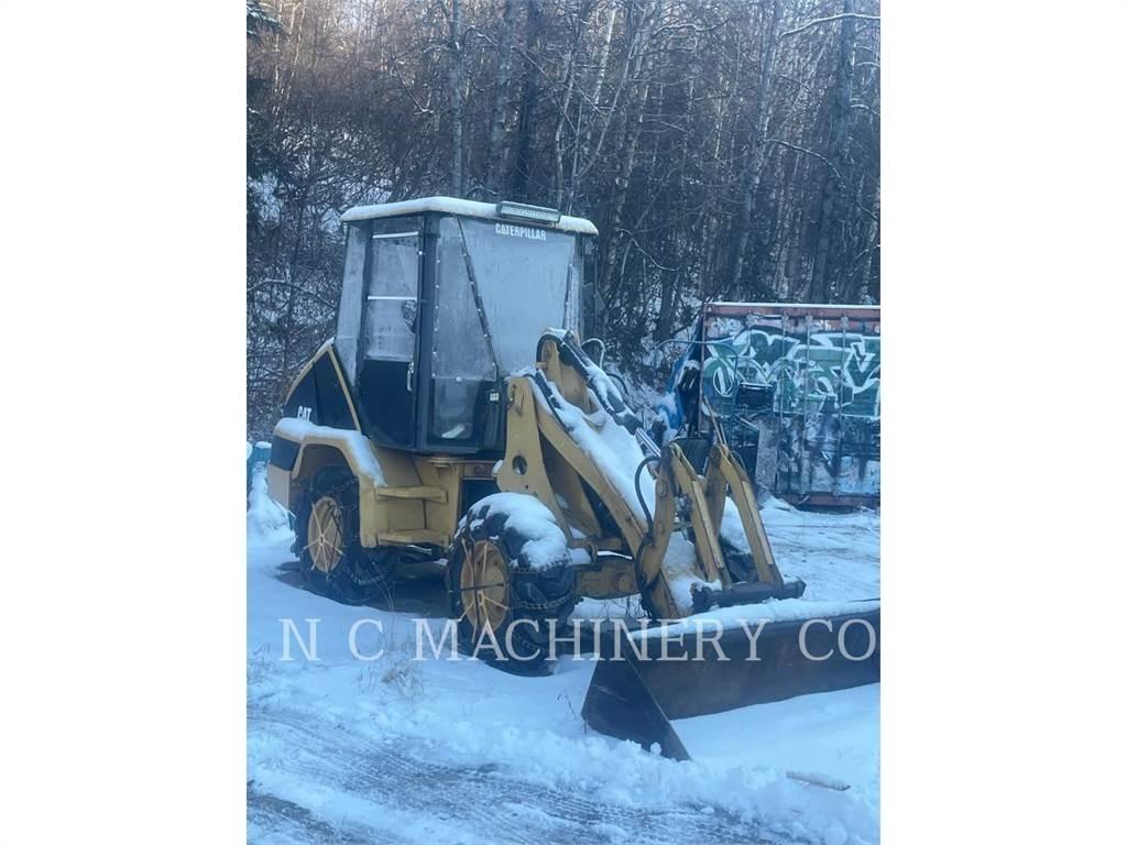 CAT 902 Carregadeiras de rodas