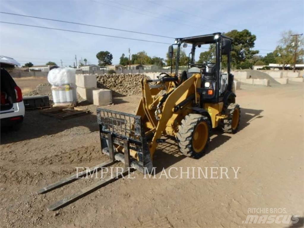 CAT 903D Carregadeiras de rodas