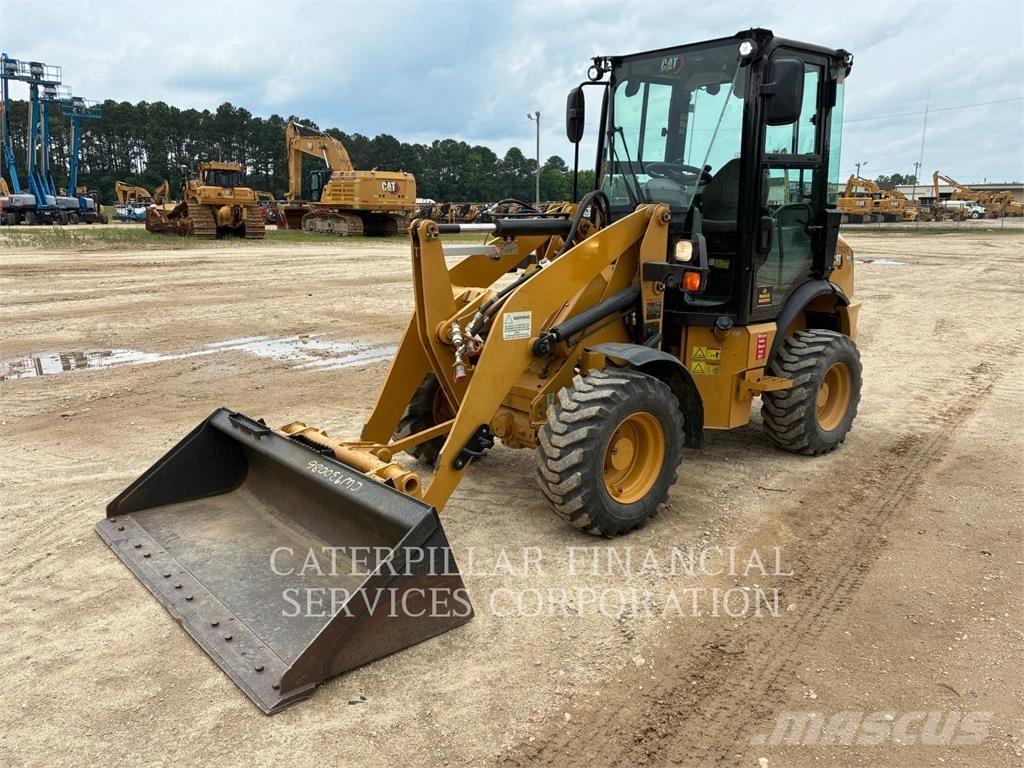 CAT 903D Carregadeiras de rodas