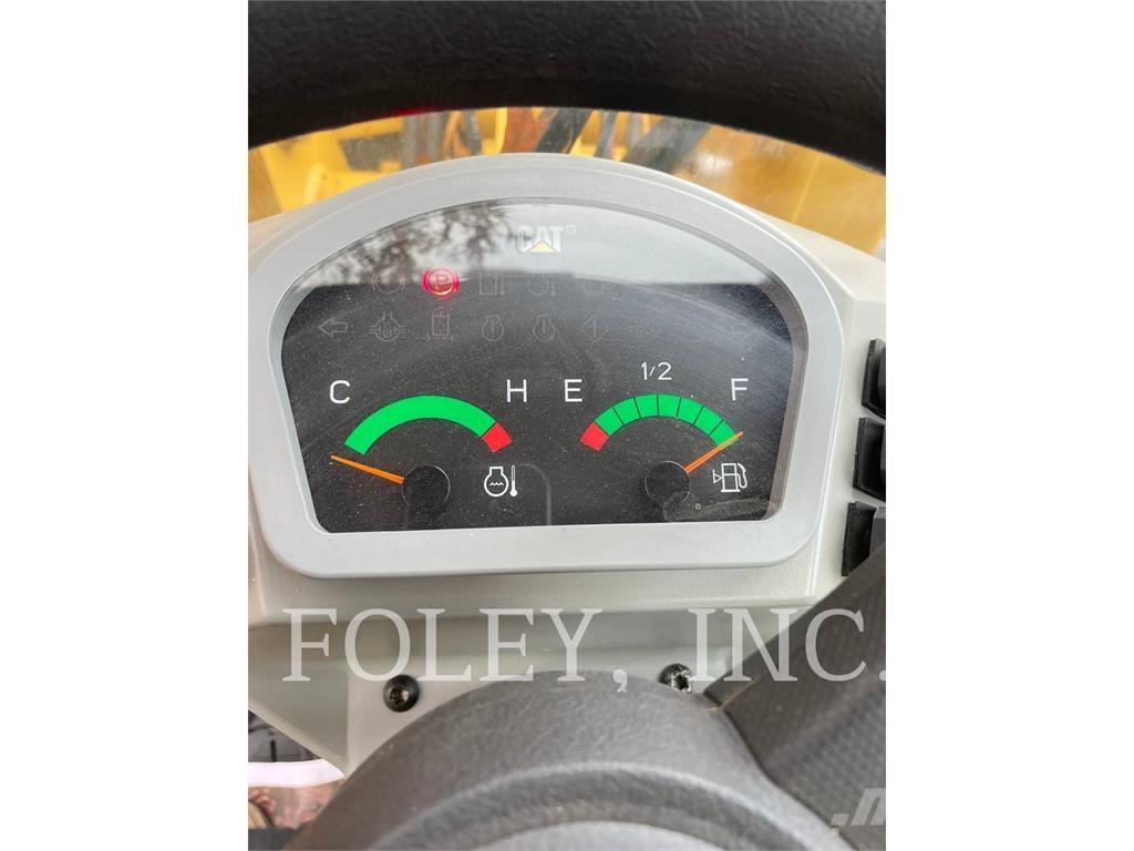 CAT 903D Carregadeiras de rodas