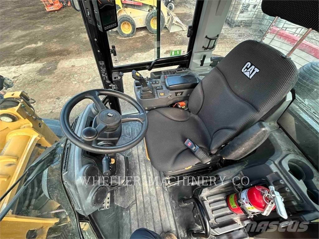 CAT 906 Carregadeiras de rodas