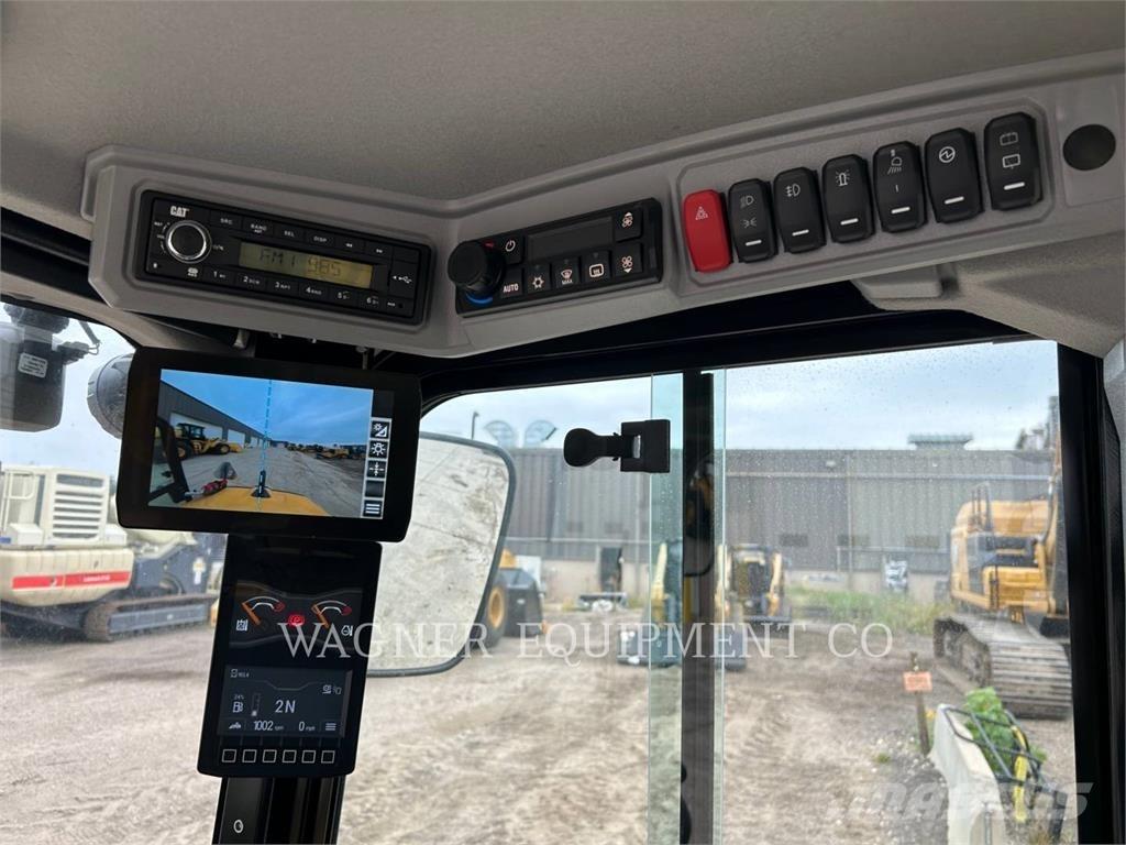 CAT 906 Carregadeiras de rodas