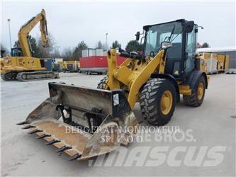 CAT 906M Carregadeiras de rodas
