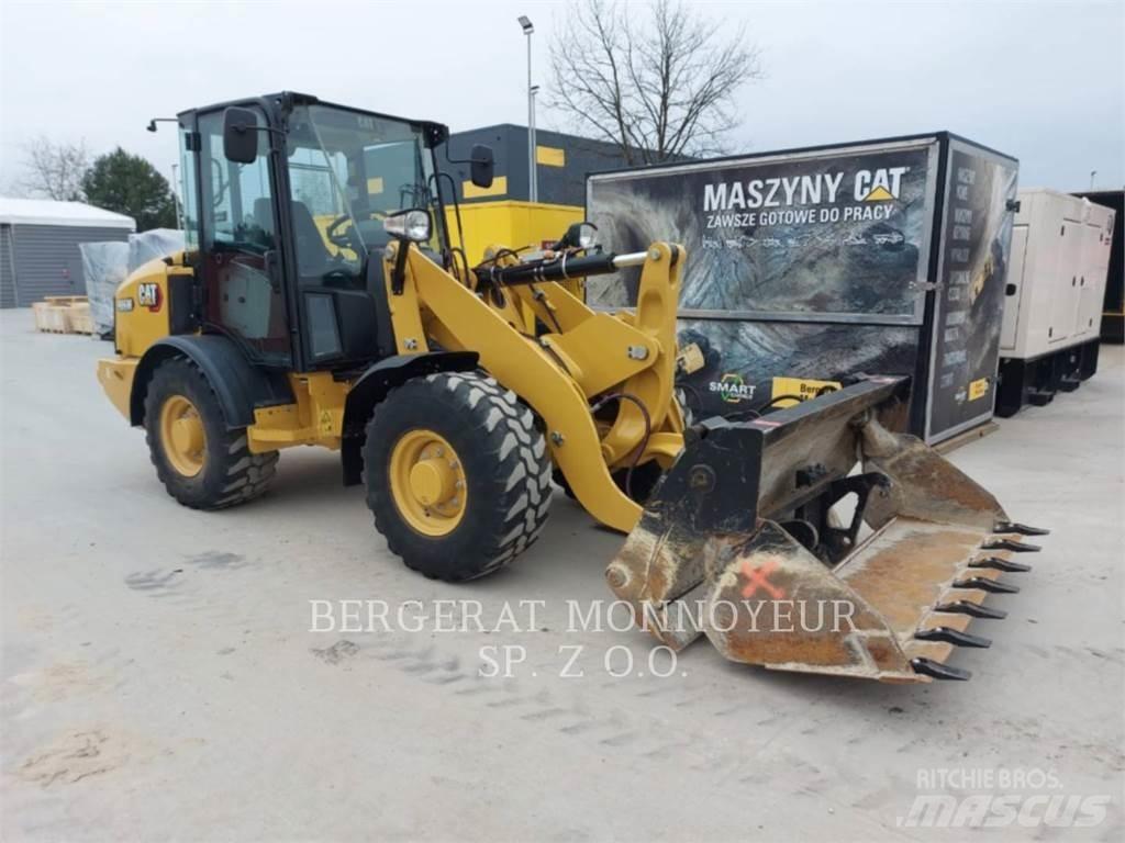 CAT 906M Carregadeiras de rodas