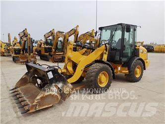 CAT 906M Carregadeiras de rodas