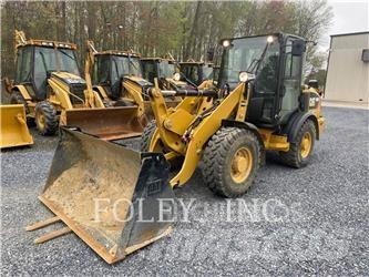 CAT 906M Carregadeiras de rodas