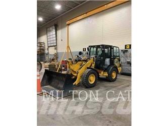 CAT 906M Carregadeiras de rodas