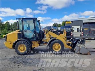 CAT 906M Carregadeiras de rodas