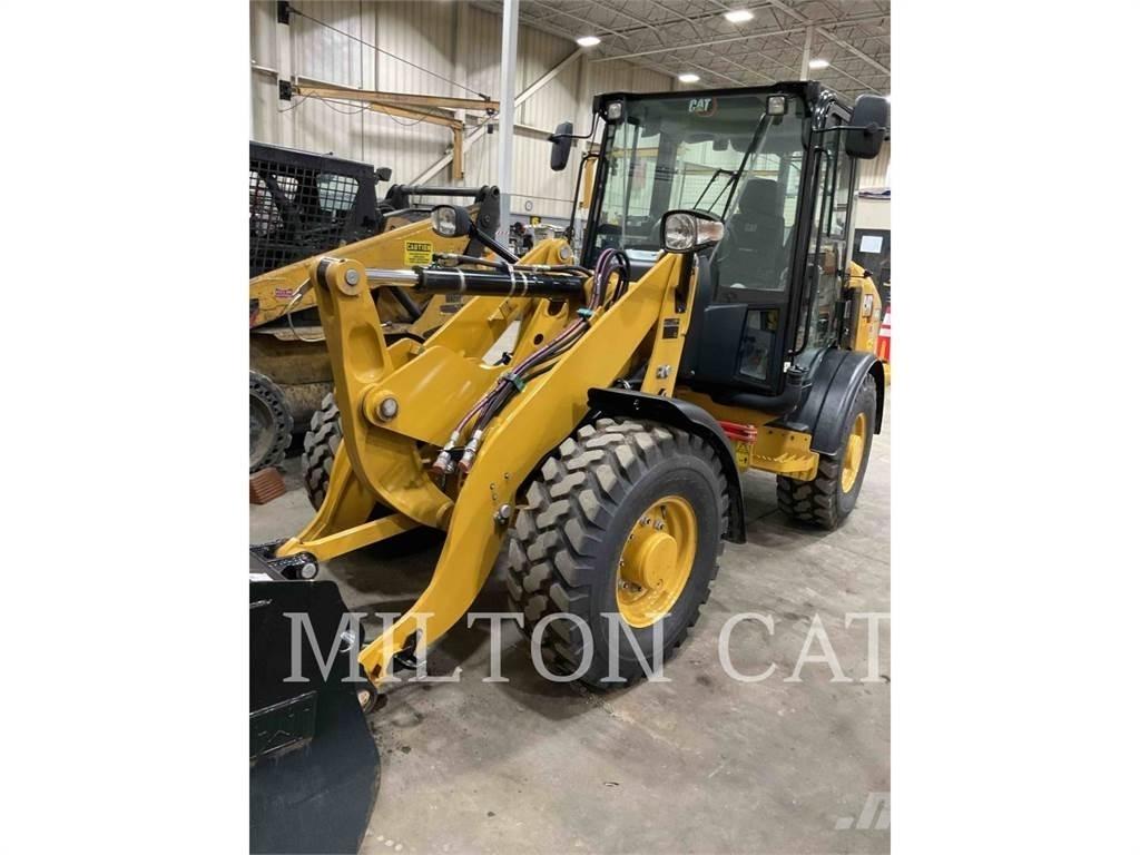 CAT 906M Carregadeiras de rodas
