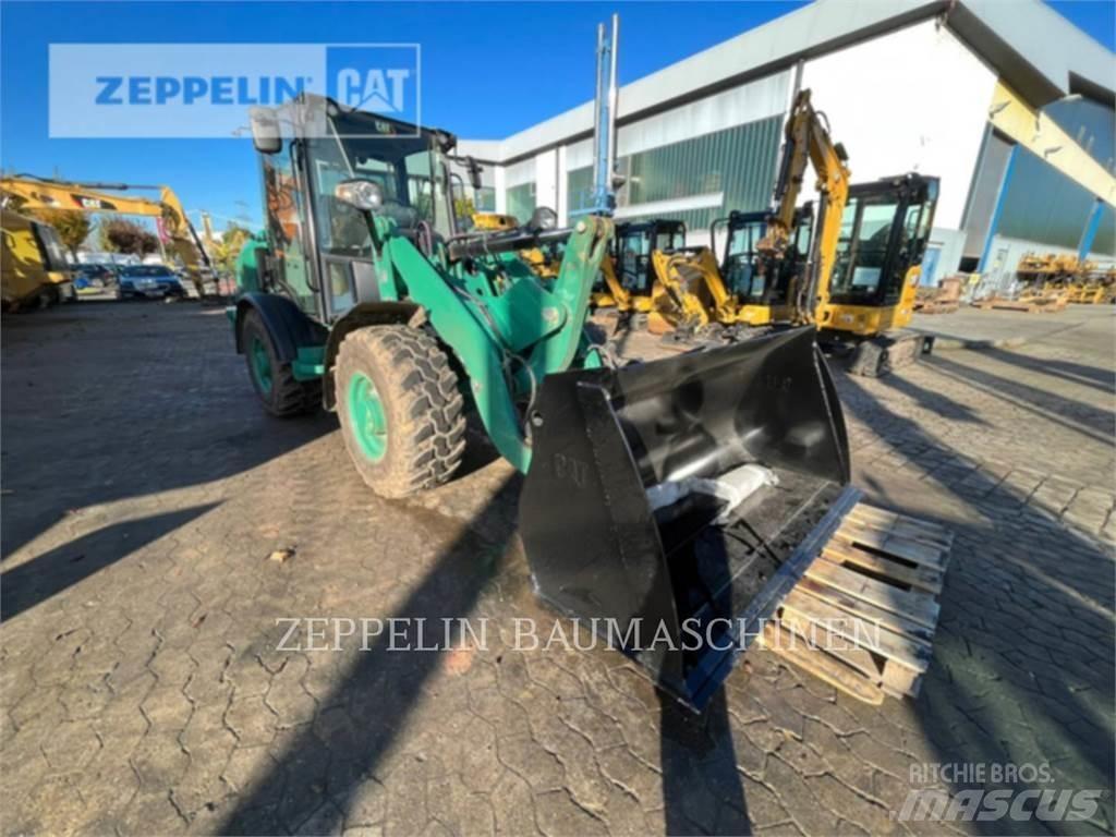 CAT 906M Carregadeiras de rodas