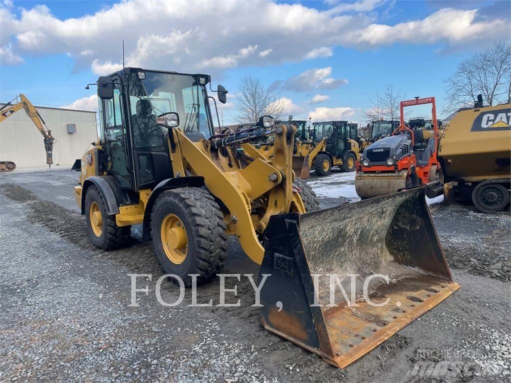 CAT 906M Carregadeiras de rodas