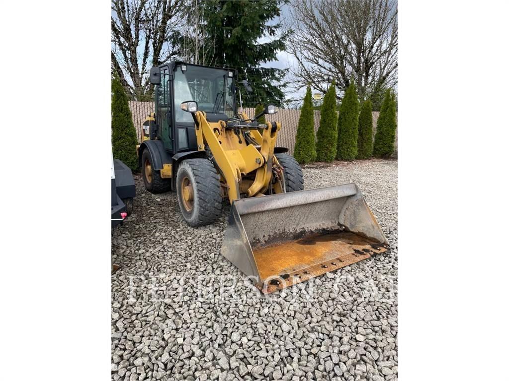 CAT 906M Carregadeiras de rodas