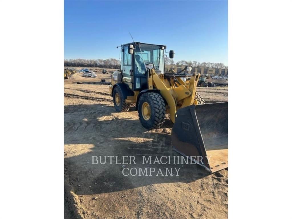 CAT 906M Carregadeiras de rodas