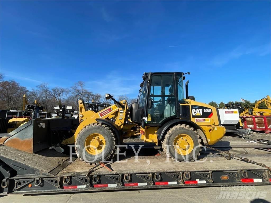 CAT 906M Carregadeiras de rodas
