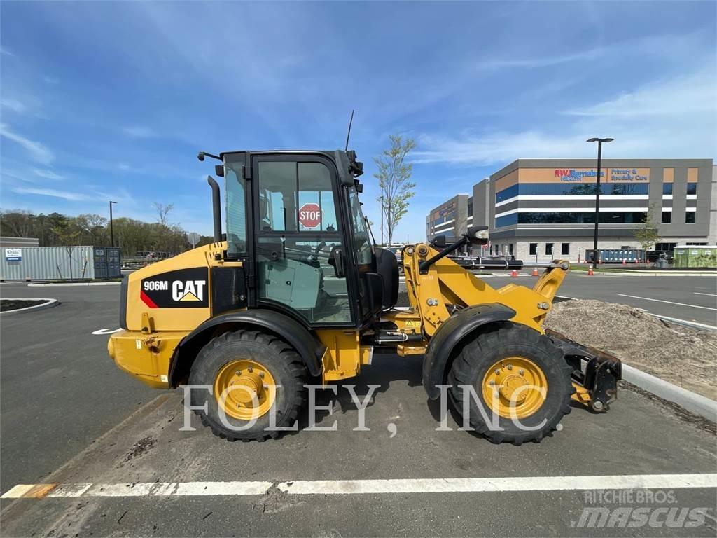 CAT 906M Carregadeiras de rodas