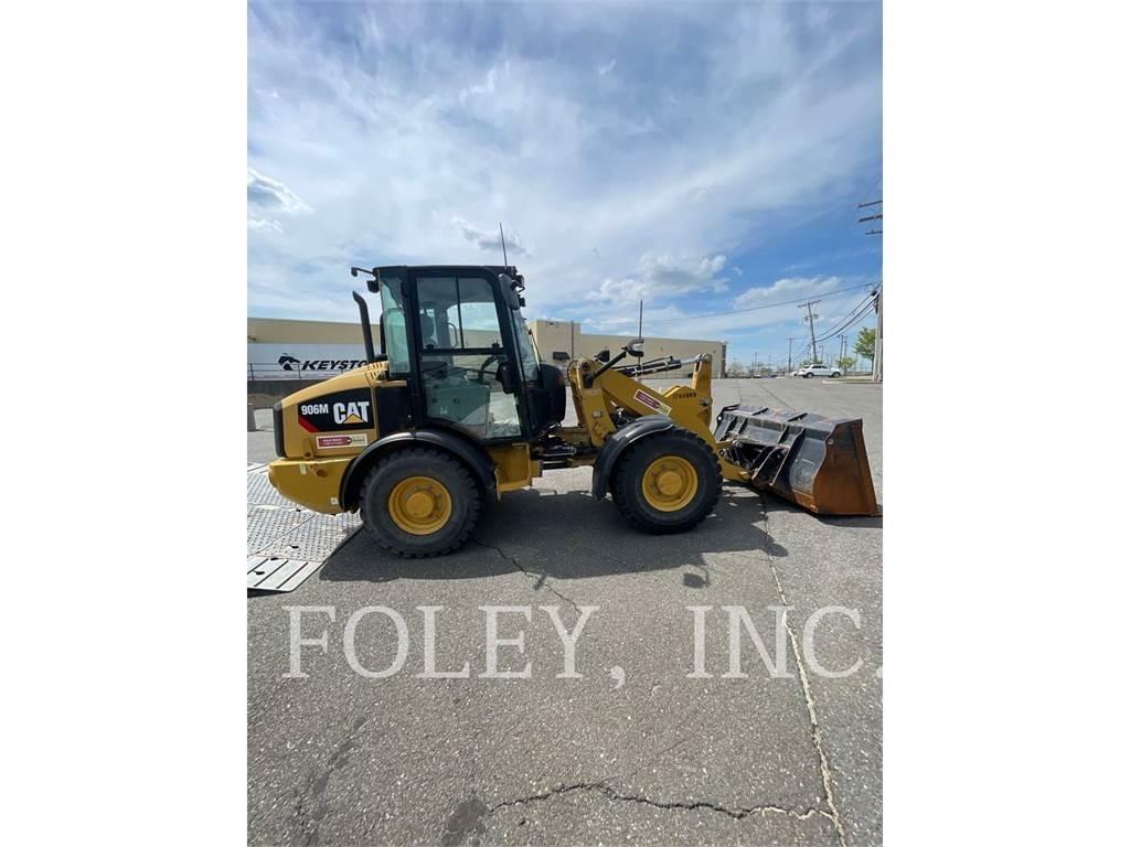 CAT 906M Carregadeiras de rodas