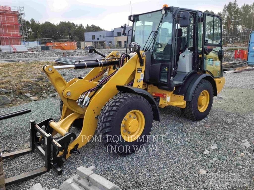 CAT 906M Carregadeiras de rodas