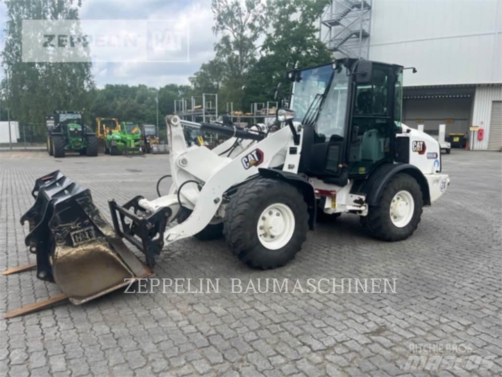CAT 906M Carregadeiras de rodas