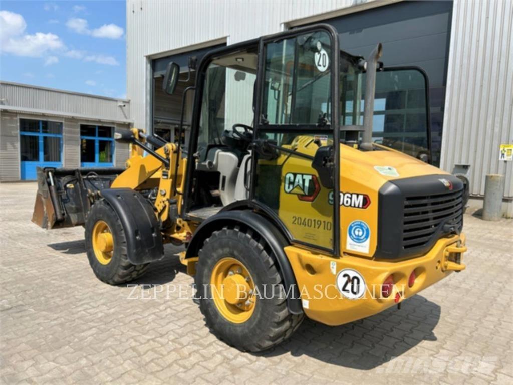 CAT 906M Carregadeiras de rodas