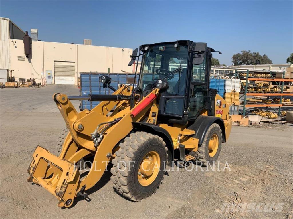 CAT 907 Carregadeiras de rodas