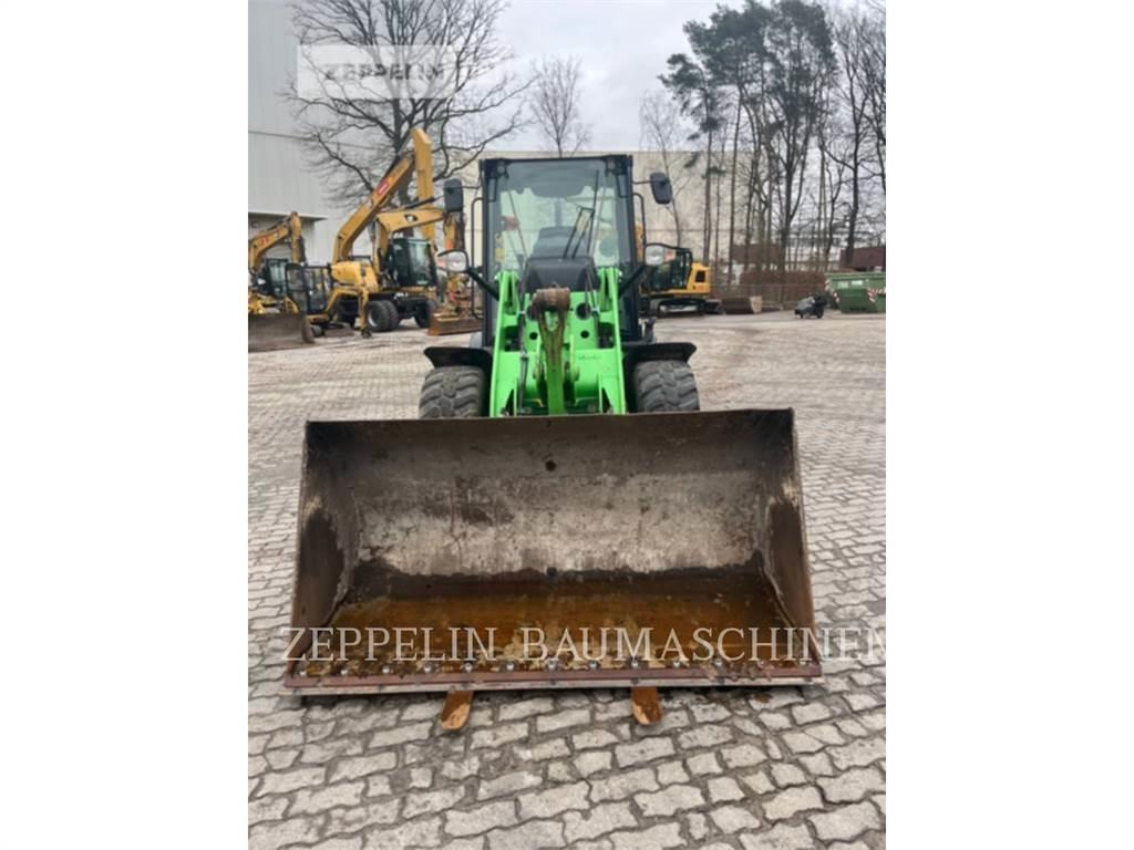 CAT 907M Carregadeiras de rodas